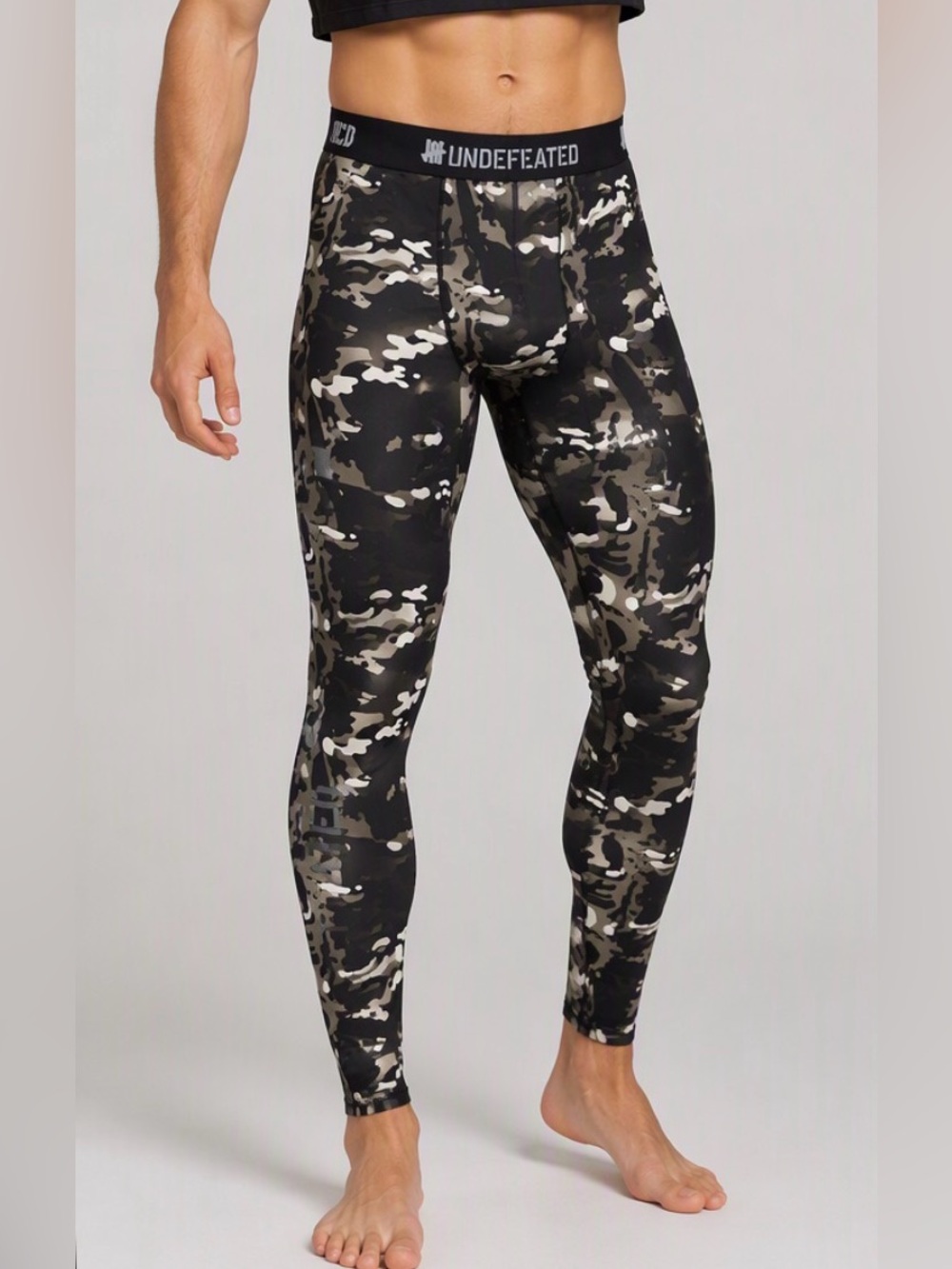UNDEFEATED Men's Compression Leggings Gray Black Camo Base Layer Tights Size M